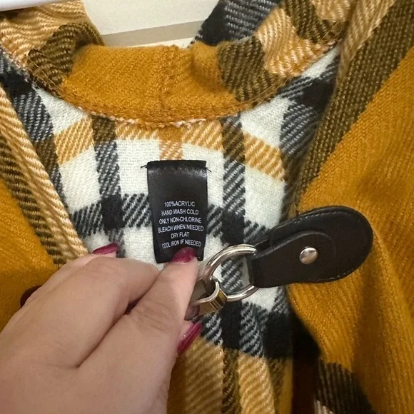 Fraas The Scarf Company Yellow Plaid Ruana Wrap - Picture 3 of 5